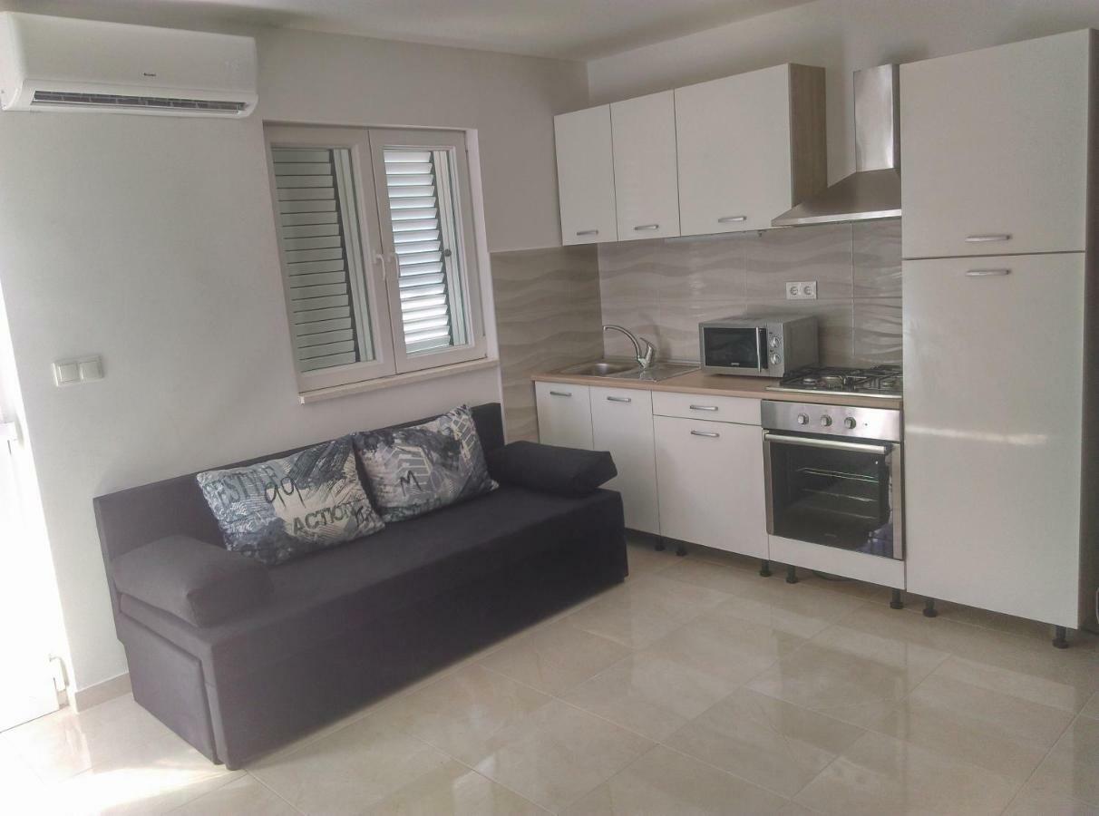 Apartments Garija 罗戈兹尼察 外观 照片
